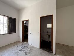 Jalan Lembah Kallang (D12), Retail #605337791